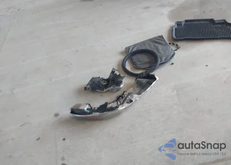 2017 Toyota Highlander Le from USA, damaged, VIN 5TDBZRFH6HS386710